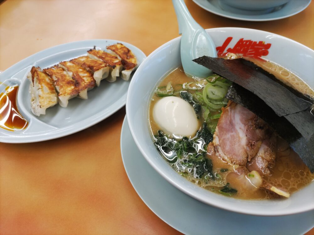 ラーメン山岡家の醤油チャーシュー麺(@浜松有玉店)